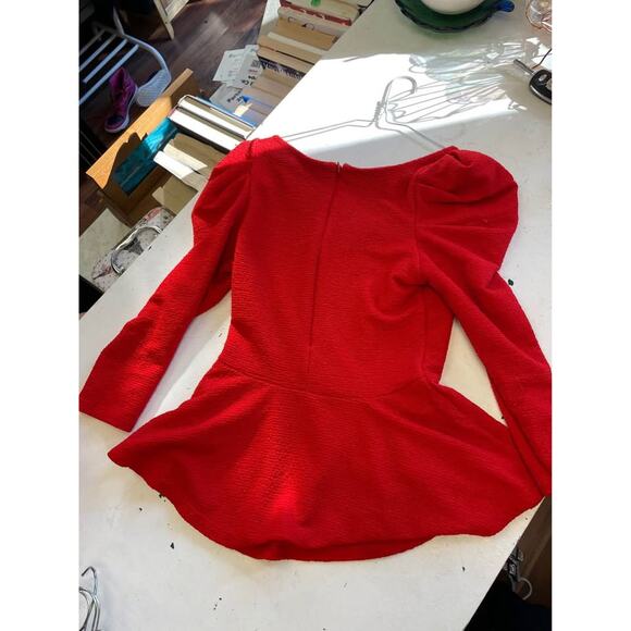 Small red shirt - Picture 2 of 2